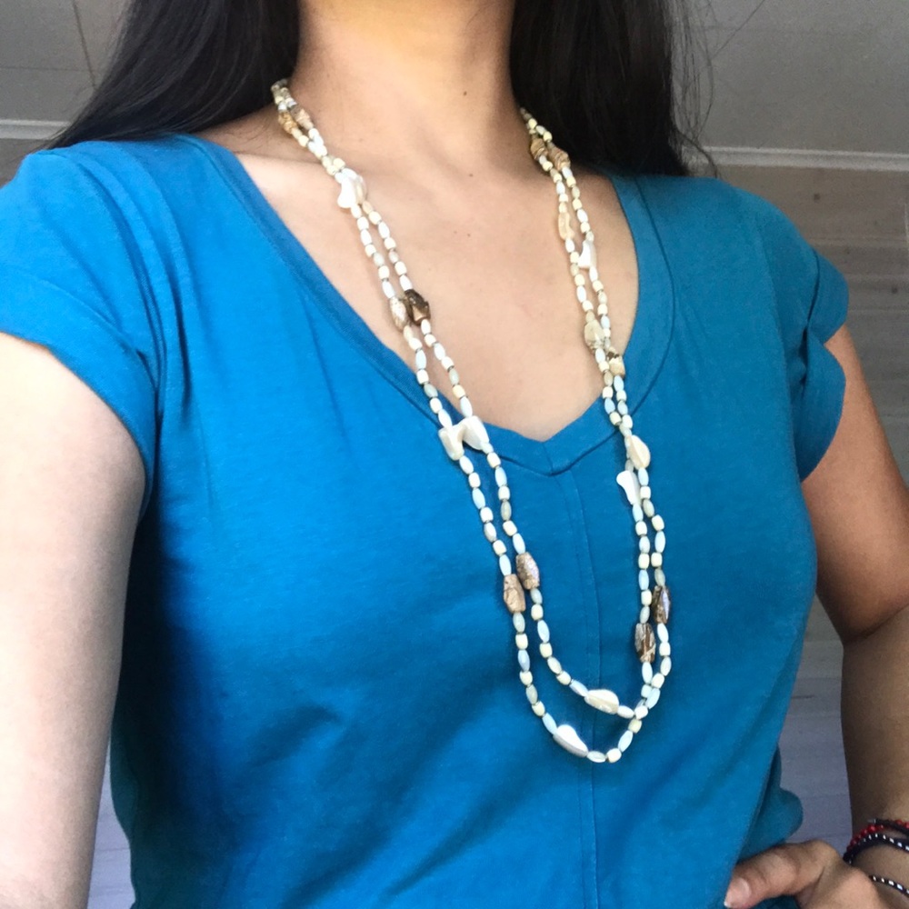 Long mother of pearl necklace